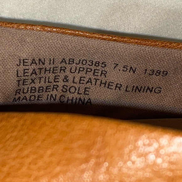 Abeo Jean II Slip-On Leather Loafers Size 7 1/2 Neutral - Picture 15 of 15